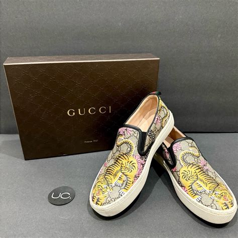 gucci dublin tiger slip on|Gucci slip on bengal tiger.